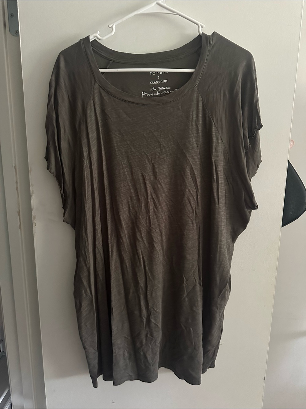 Torrid Classic Fit Olive Green Short Sleeve Tee